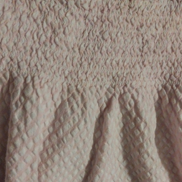 Pink Textured Spagetti Strap Baby Romper. - Picture 4 of 5